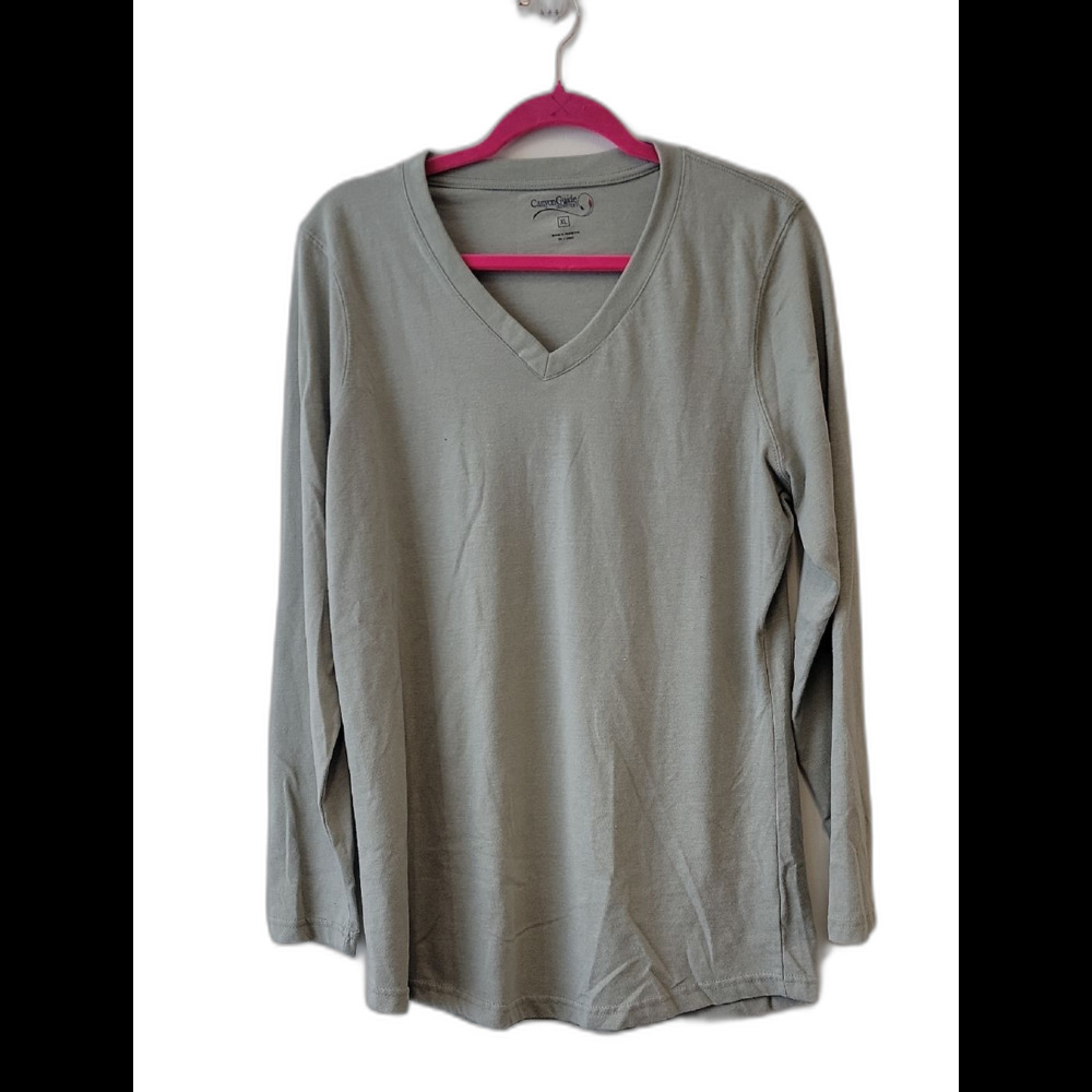 Canyon Guide Outfitters XL V Neck Long Sleeve Tee